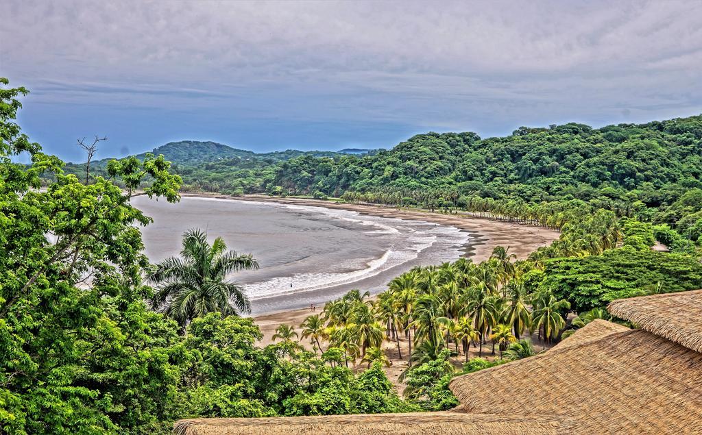Nammbu Beach Front Bungalows ซามารา ภายนอก รูปภาพ
