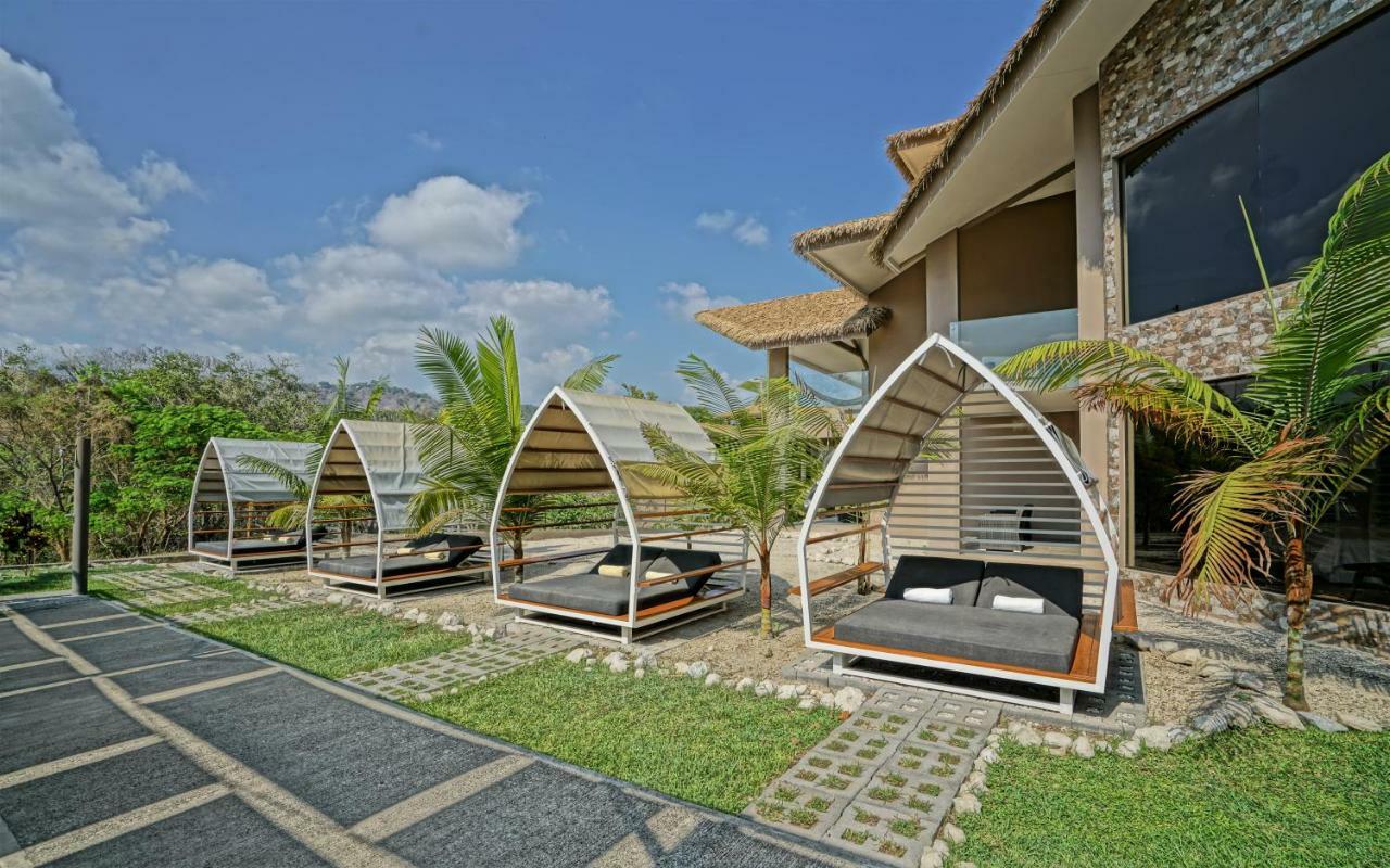 Nammbu Beach Front Bungalows ซามารา ภายนอก รูปภาพ